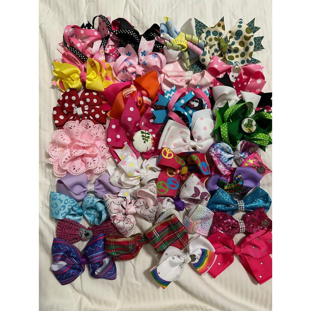 33 Girls Hairbows medium size 4" some handmade some jojo brand